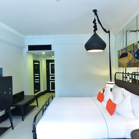 ชินตา มณี แช็ค Hotel เสียมราฐ ภายนอก รูปภาพ