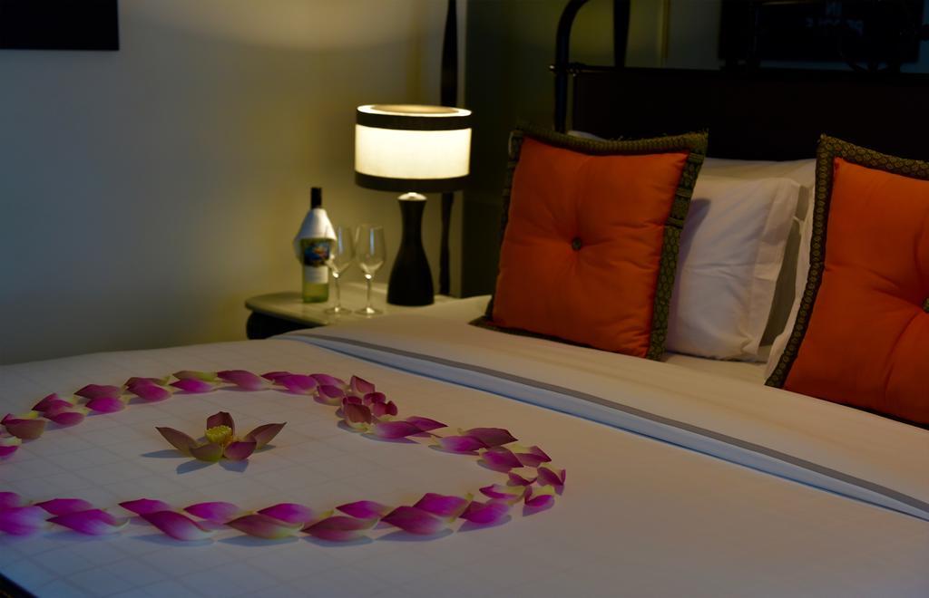 ชินตา มณี แช็ค Hotel เสียมราฐ ภายนอก รูปภาพ